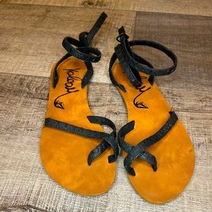 Volcom strappy sandals 6.5